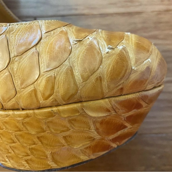 Sergio Rossi Snake Print Platform Heels Size 5 High Heel Pumps Designer Shoes - Picture 10 of 15